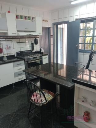 CASA NO BAIRRO FLORESTA 445m²