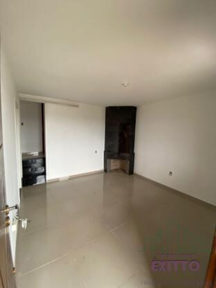 CASA COM PISCINA SOL NASCENTE