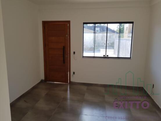 SOBRADO GEMINADO PRÓXIMO AO CENTRO