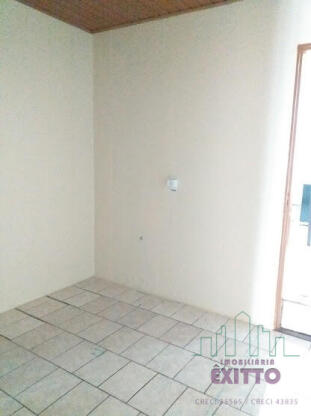 Casa de esquina a VENDA