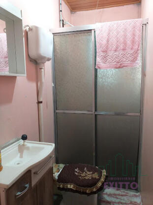 Casa de esquina a VENDA