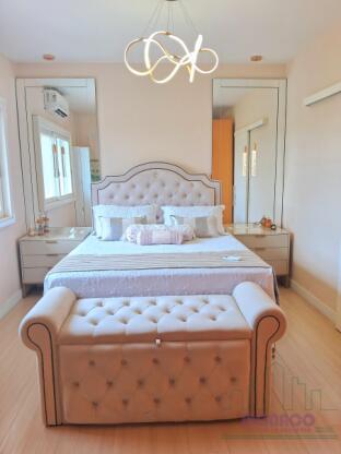 Casa de esquina Na Encosta do Sol