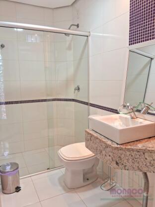 Casa de esquina Na Encosta do Sol