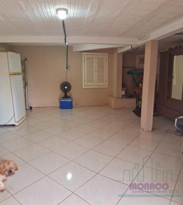 Casa de esquina Na Encosta do Sol