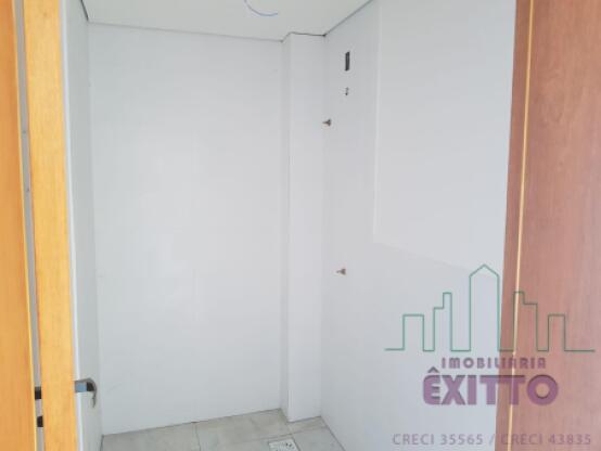 SOBRADO GEMINADO PRÓXIMO AO CENTRO