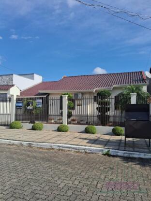 Casa 3 dormitórios Encosta do Sol