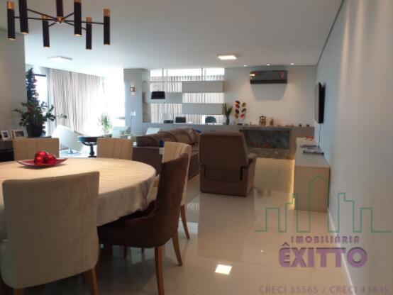 Requinte e sofisticação em um APARTAMENTO