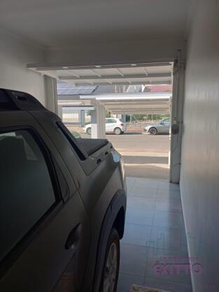 CASA COM LOJA COMERCIAL