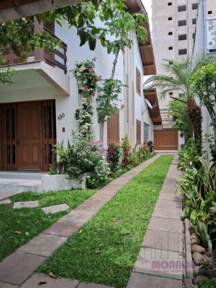 Casa ampla no coração de Estância Velha