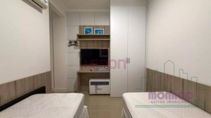 Apartamento 3 dormitórios Praia de Bombas SC