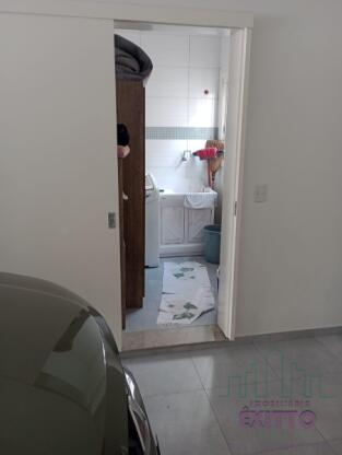 CASA COM LOJA COMERCIAL