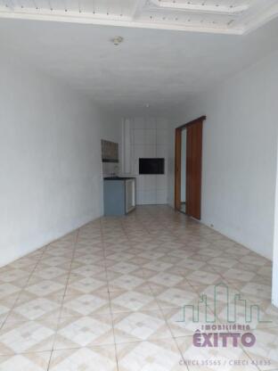 CASA com piscina Rincão