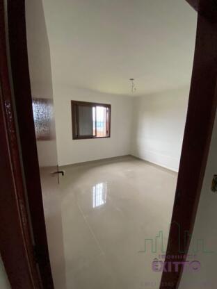 CASA COM PISCINA SOL NASCENTE