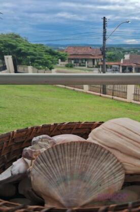 Casa de esquina Na Encosta do Sol